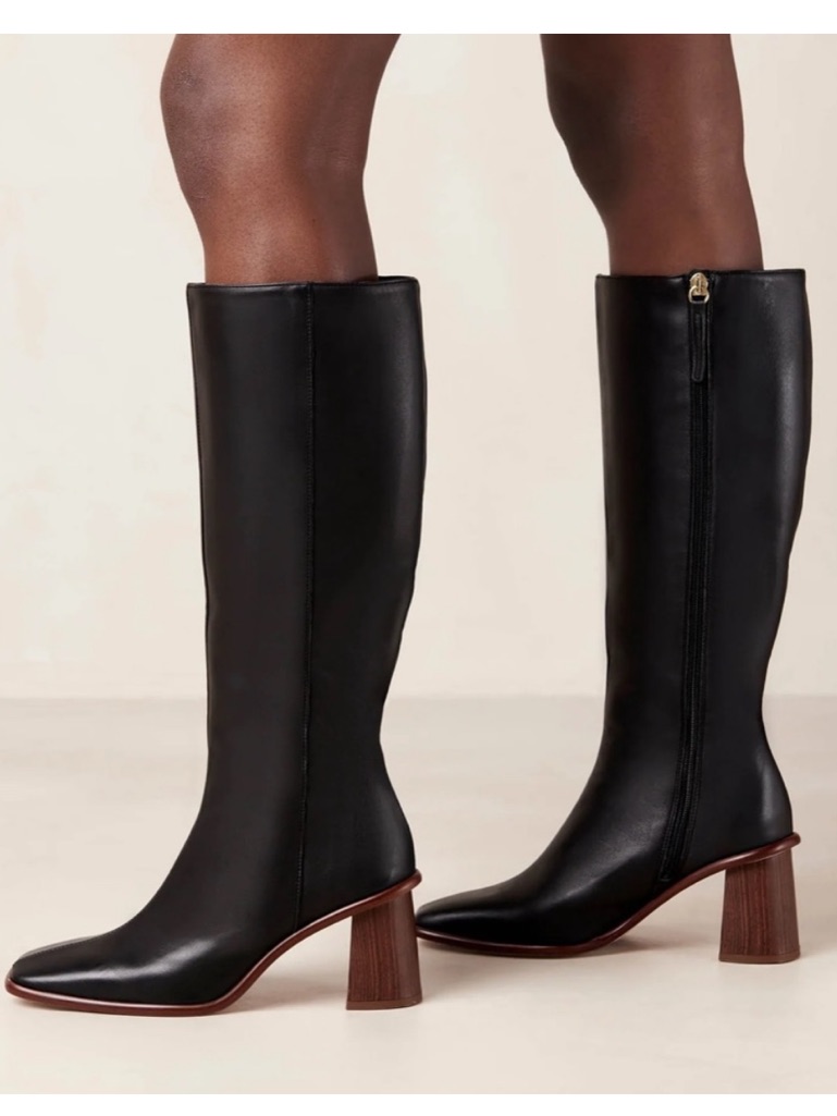 Alohas Boots East Knee High In Black Leather